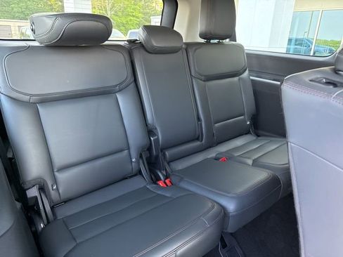 Used 2025 Ford Expedition Max Active RWD image 11