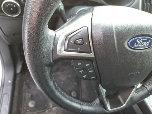 Used 2024 Ford Edge SEL image 20