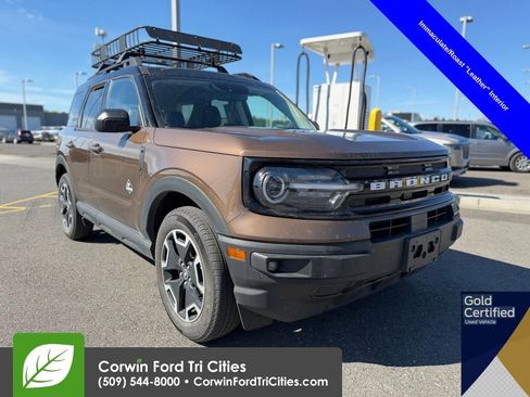 Used 2022 Ford Bronco Sport Outer Banks w/ Tech Package image 1