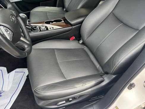 Used 2017 INFINITI Q50 3.0t Premium w/ Driver Assistance Package AWD/4WD image 11