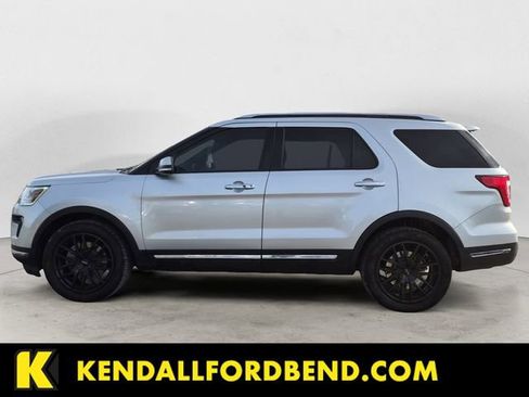 Used 2018 Ford Explorer Limited image 2