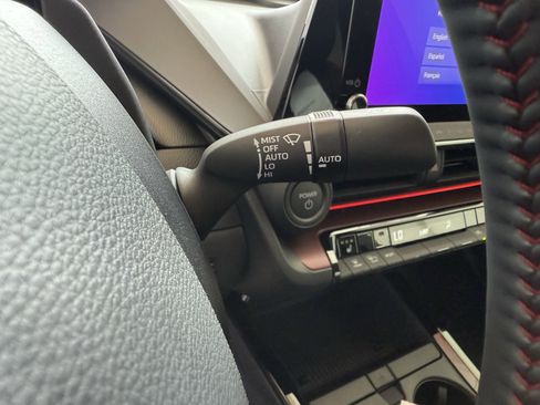 Certified 2025 Toyota Prius Plug-In Hybrid image 14