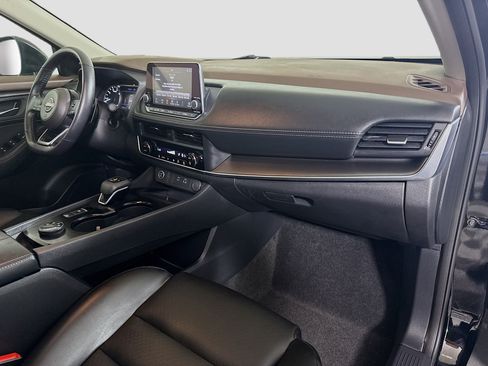 Used 2023 Nissan Rogue SV w/ SV Premium B Package AWD/4WD image 30