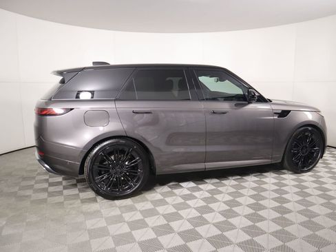 New 2026 Land Rover Range Rover Sport Dynamic SE image 4