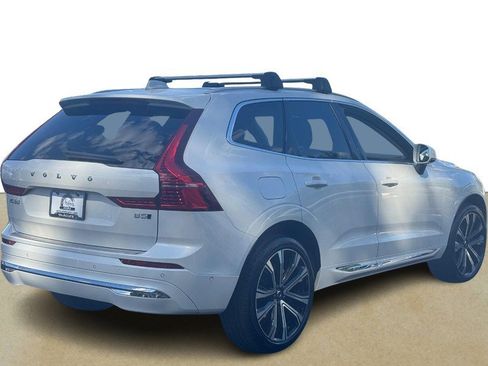 Used 2023 Volvo XC60 B5 Ultimate w/ Climate Package AWD/4WD image 8