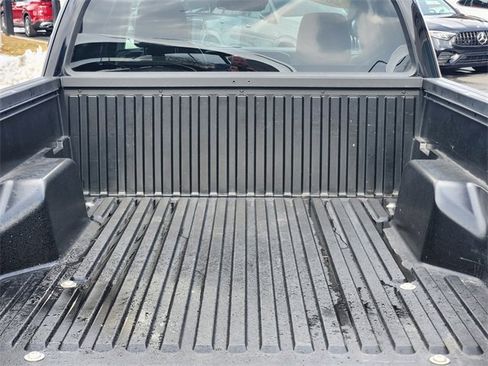 Used 2022 Toyota Tacoma SR image 15