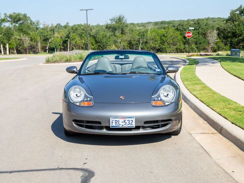 Used 2001 Porsche 911 Cabriolet image 19