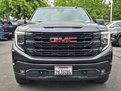 Used 2025 GMC Sierra 1500 Elevation w/ X31 Off-Road Package AWD/4WD image 2