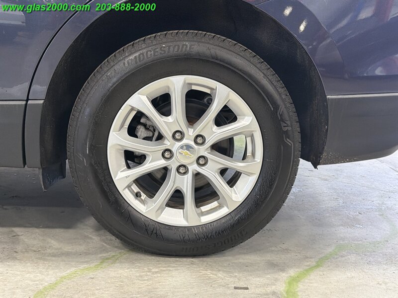 Used 2018 Chevrolet Equinox LS AWD/4WD image 16