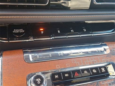 New 2025 Lincoln Aviator Black Label image 7