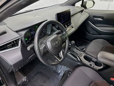 Used 2024 Toyota Corolla SE image 9