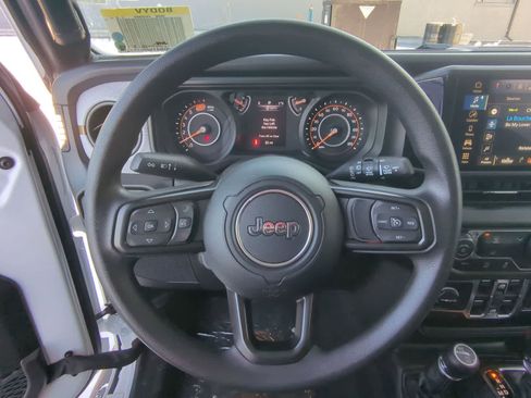 Used 2026 Jeep Wrangler Sport image 28