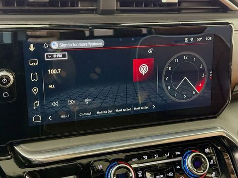 Used 2024 GMC Sierra 2500 Denali Ultimate image 17