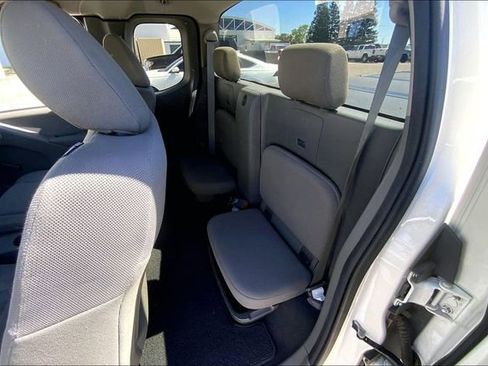 Used 2019 Nissan Frontier S RWD image 25