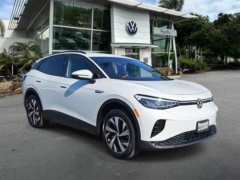 Used 2023 Volkswagen ID.4 Pro image 3