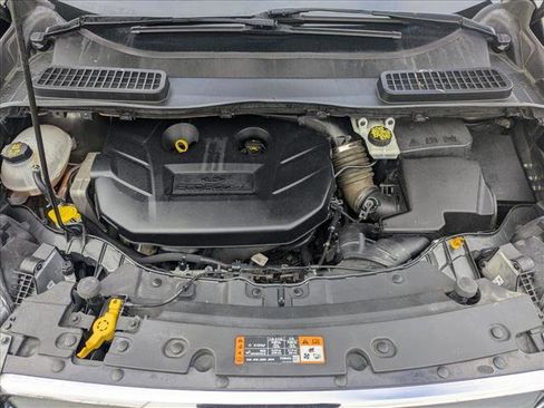 Used 2017 Ford Escape Titanium image 24