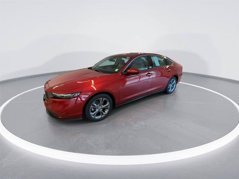 Used 2024 Honda Accord EX image 3