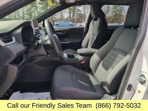 Used 2023 Toyota RAV4 SE w/ Weather & Moonroof Package image 10