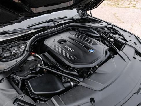 Used 2018 BMW 740i image 59