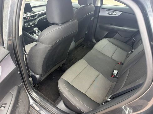 Used 2024 Kia Forte LXS FWD image 19