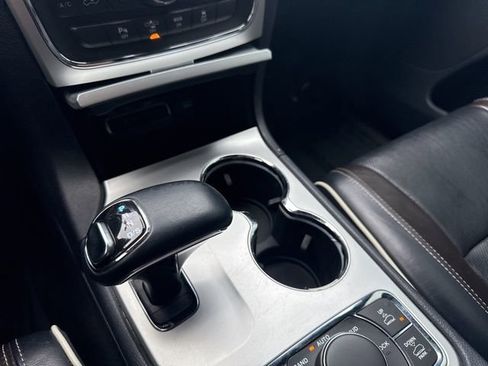 Used 2015 Jeep Grand Cherokee Overland w/ Advanced Technology Group image 30