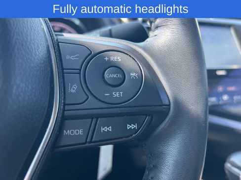 Used 2020 Toyota Camry SE image 9