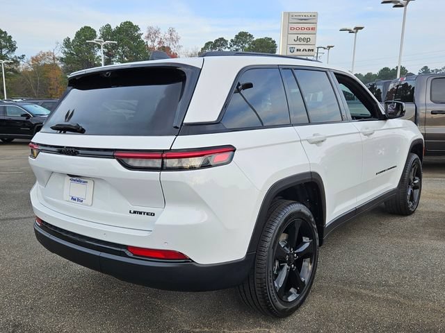 New 2025 Jeep Grand Cherokee Limited w/ Luxury Tech Group II RWD image 12