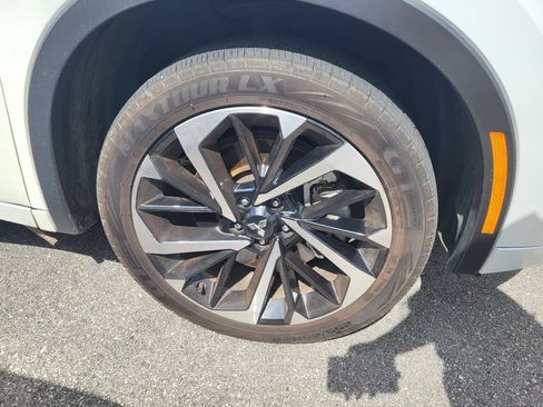 Used 2023 Mitsubishi Outlander SEL FWD image 7