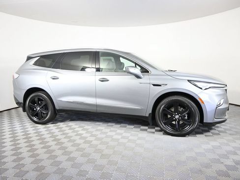 Used 2023 Buick Enclave Essence w/ Experience Buick Package AWD/4WD image 8