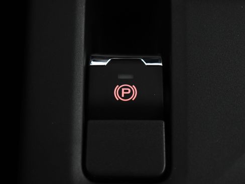 New 2025 Subaru Forester Limited image 34