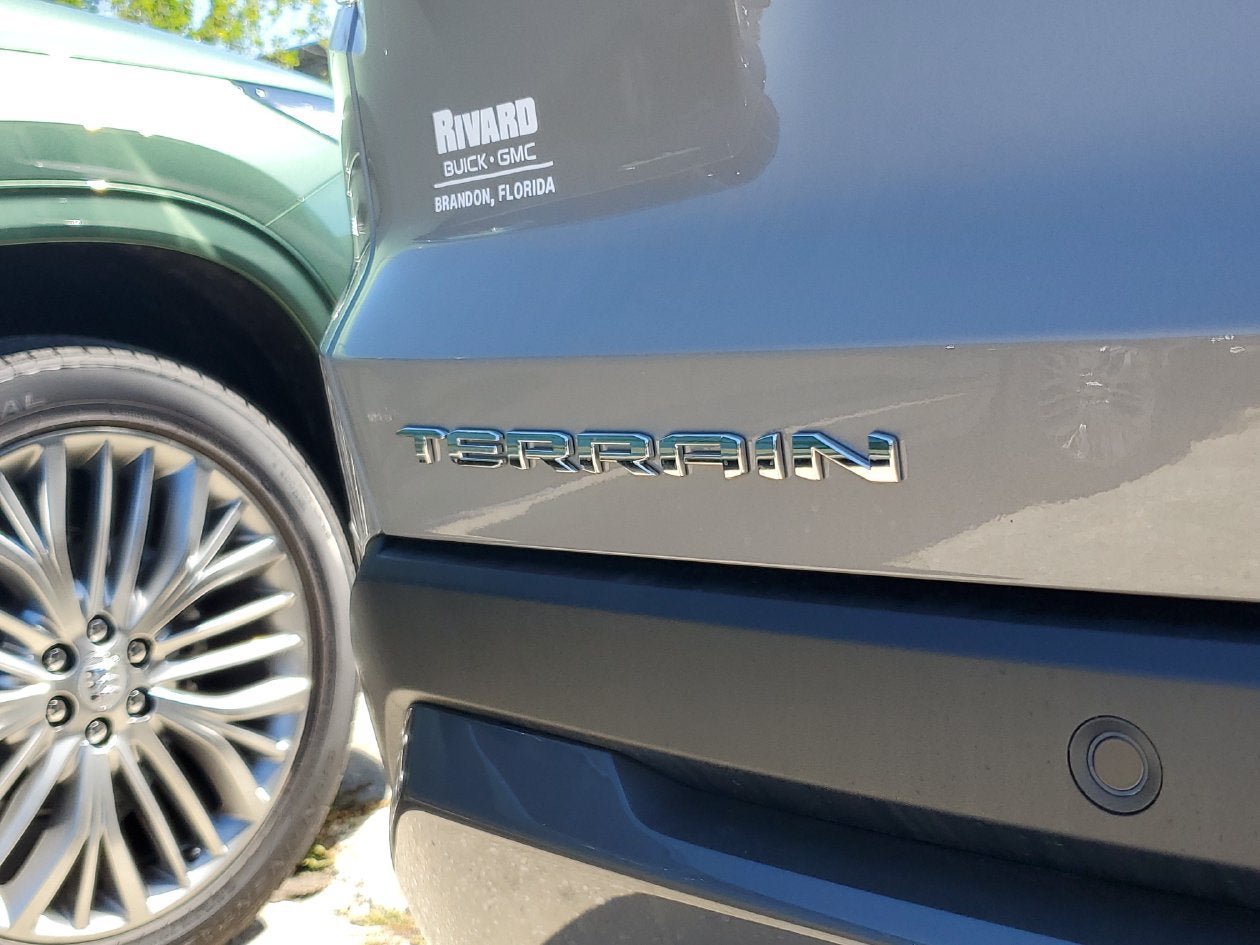 New 2027 GMC Terrain Elevation FWD image 8