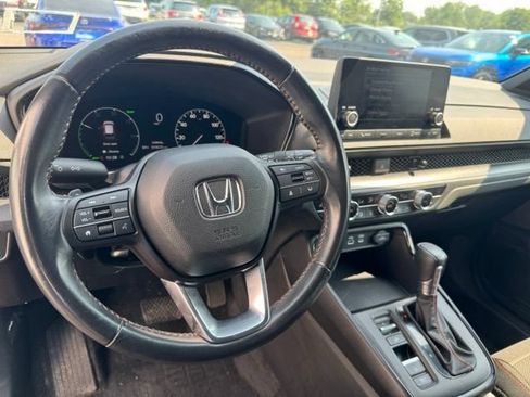 Used 2024 Honda CR-V Sport image 14