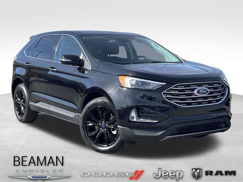 Used 2022 Ford Edge Titanium image 1