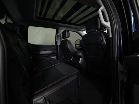 Used 2023 Ford F250 Lariat w/ Lariat Ultimate Package AWD/4WD image 7