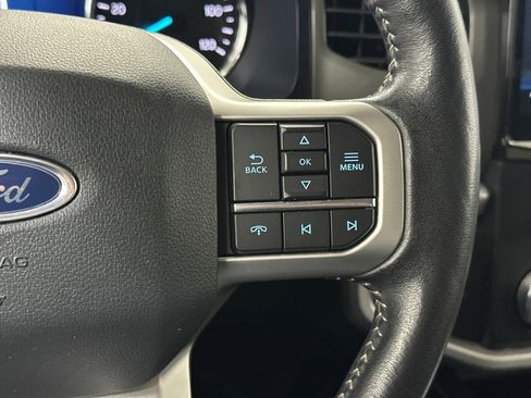 Used 2023 Ford Expedition XLT image 25