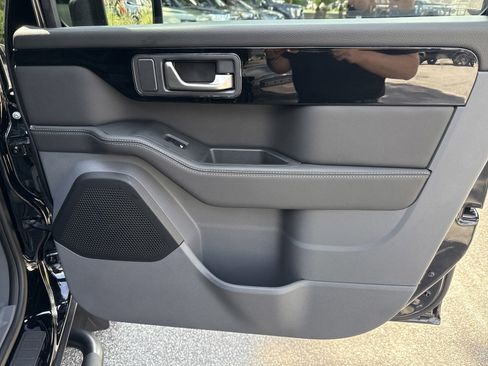 New 2025 INEOS Grenadier Fieldmaster Edition image 34