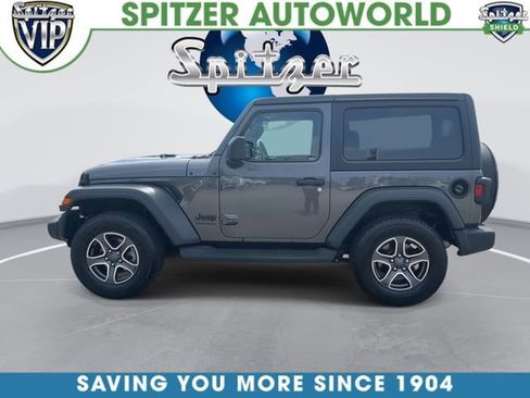 Used 2022 Jeep Wrangler Sport AWD/4WD image 6