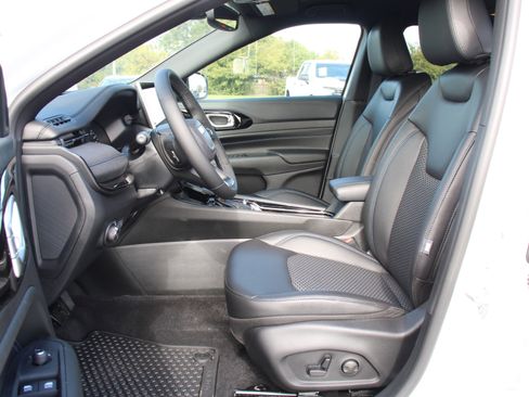 New 2026 Jeep Compass Latitude w/ Quick Order Package 29K image 3