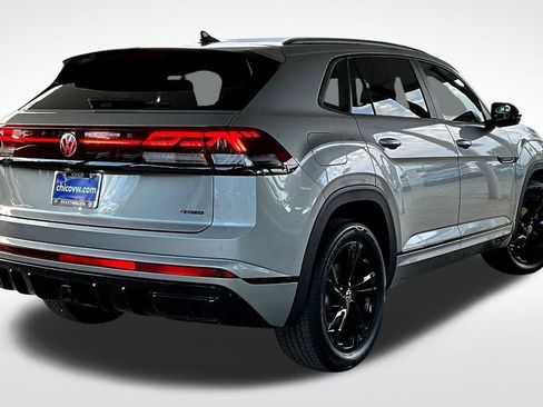 New 2026 Volkswagen Atlas Cross Sport SEL R-Line image 10