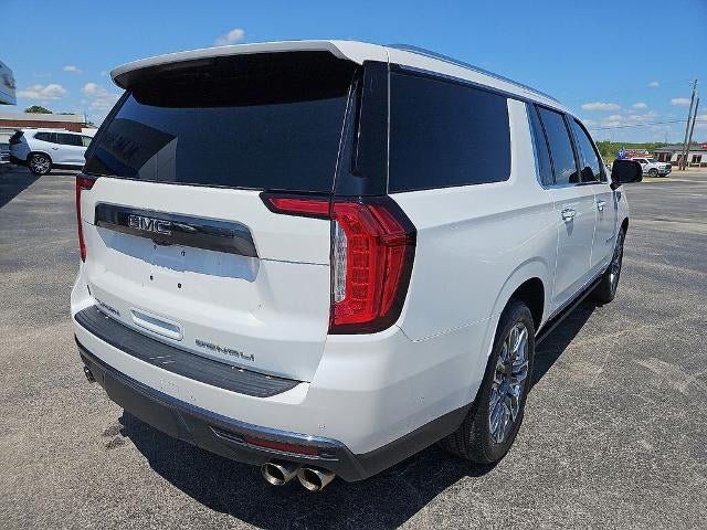 Used 2024 GMC Yukon XL Denali Ultimate AWD/4WD image 7