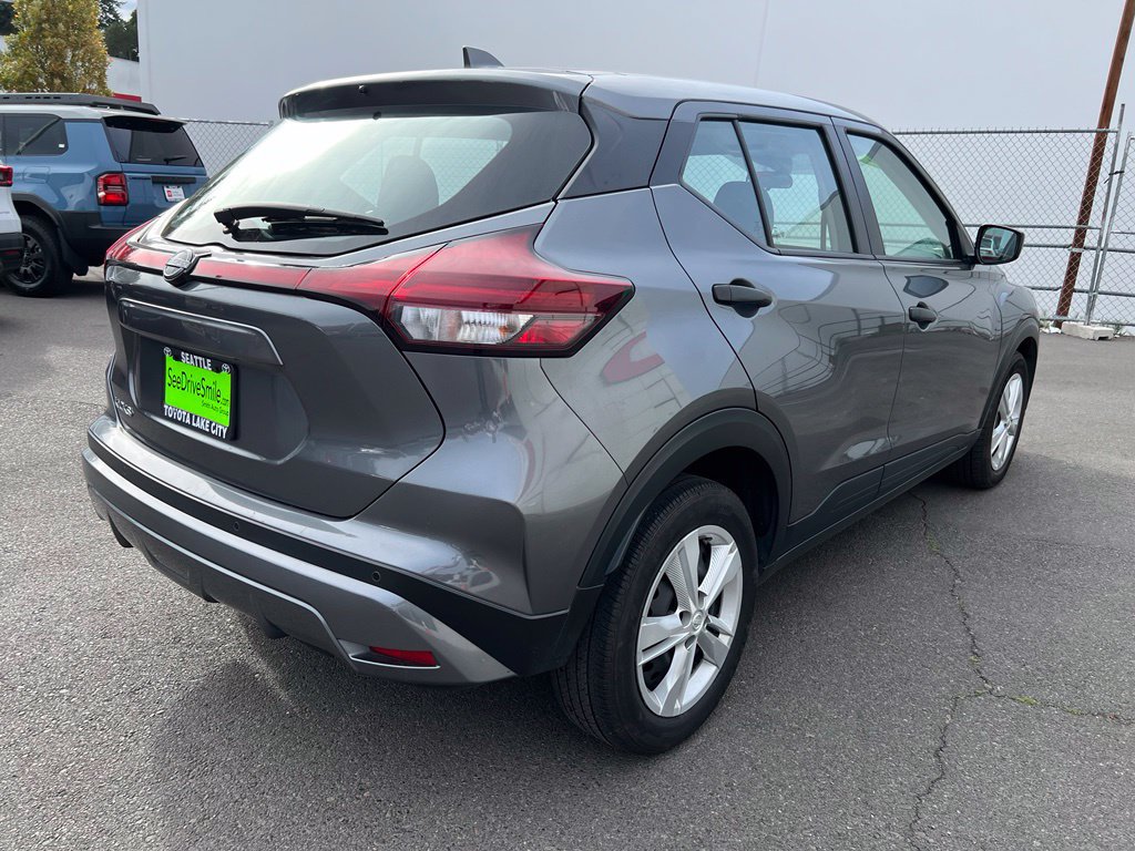 Used 2024 Nissan Kicks S FWD image 4