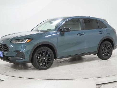 Used 2024 Honda HR-V Sport image 4