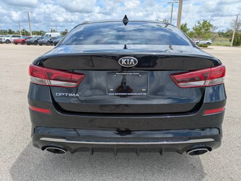 Used 2020 Kia Optima SE FWD image 6