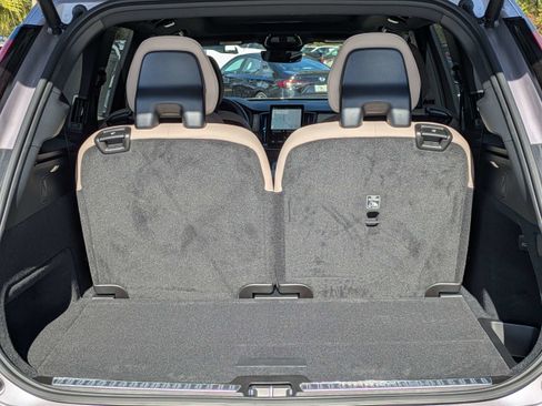 New 2026 Volvo XC90 T8 Plus image 13