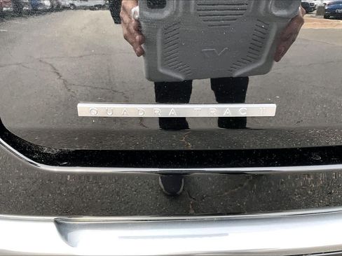 Used 2022 Jeep Wagoneer Series III w/ Premium Group I image 30