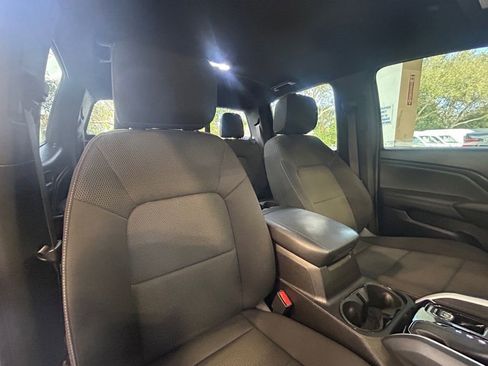 Used 2023 Chevrolet Colorado LT w/ LT Convenience Package image 27