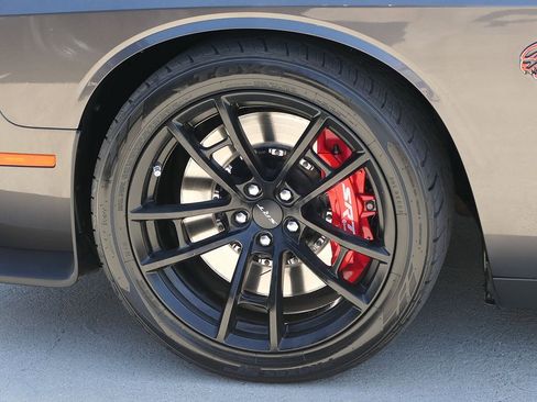 Used 2023 Dodge Challenger SRT Hellcat RWD image 9