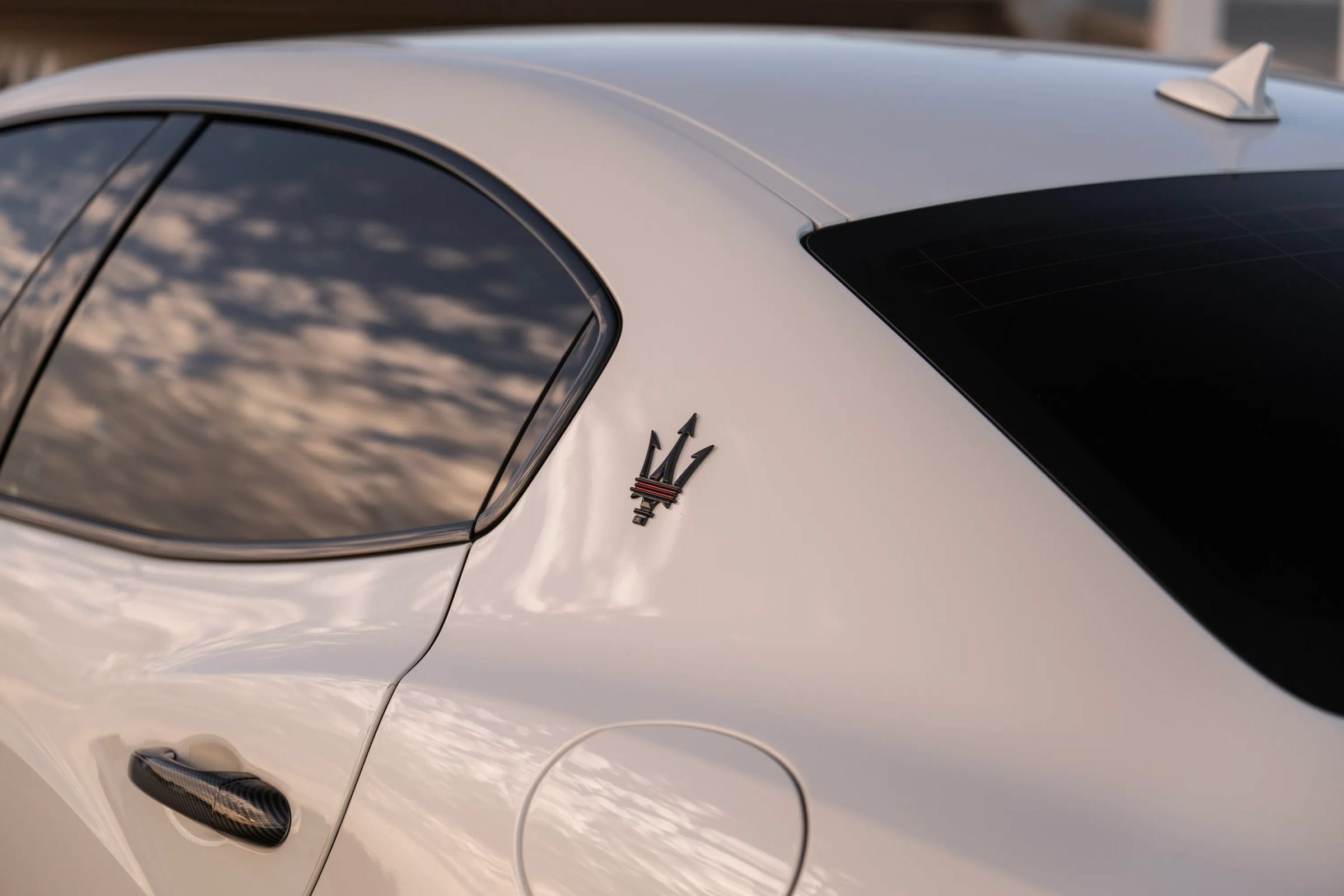 Used 2021 Maserati Ghibli Trofeo RWD image 32