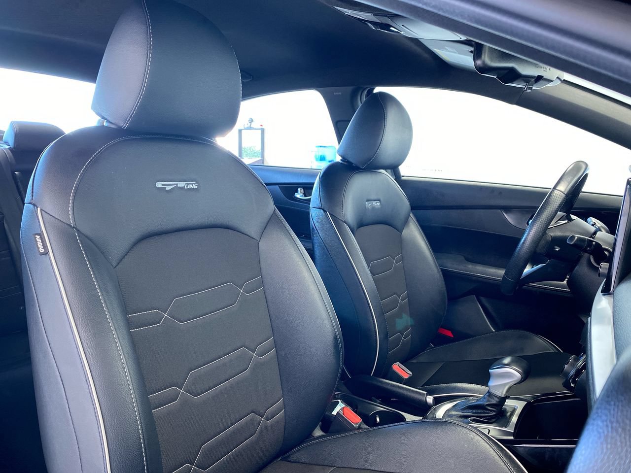 Certified 2023 Kia Forte GT-Line FWD image 30