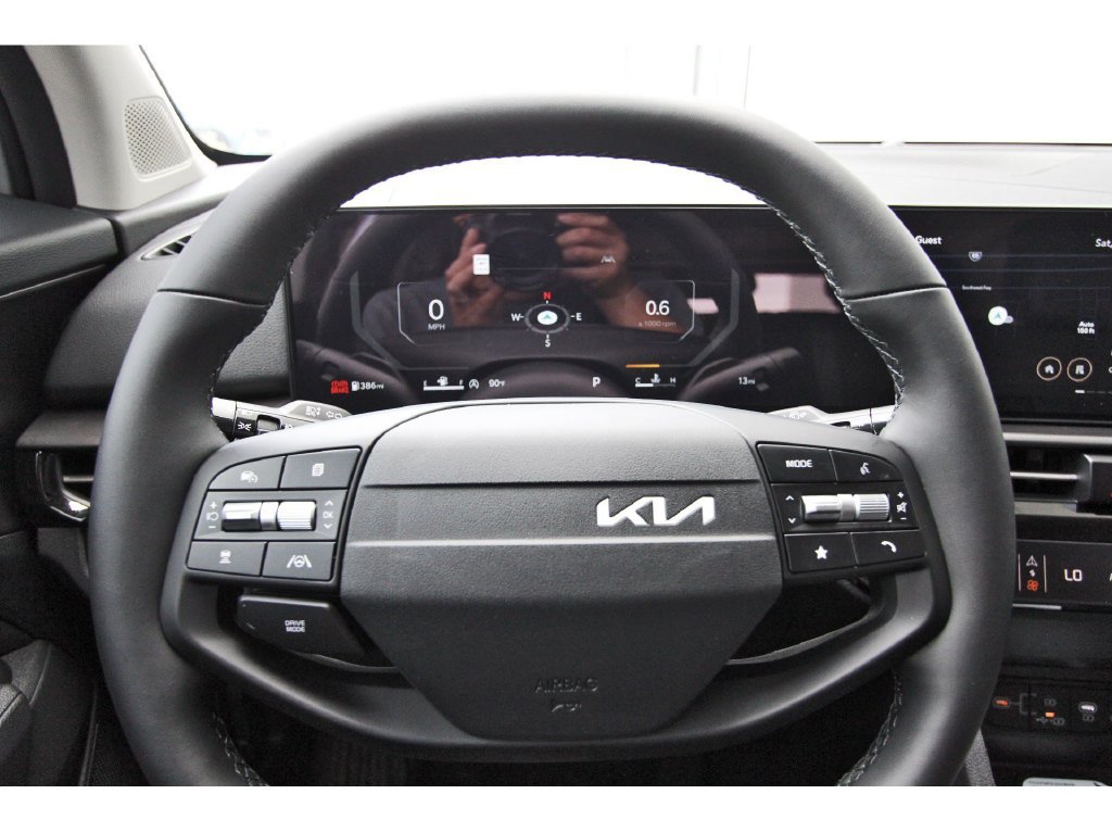 New 2026 Kia Sportage SX FWD image 12